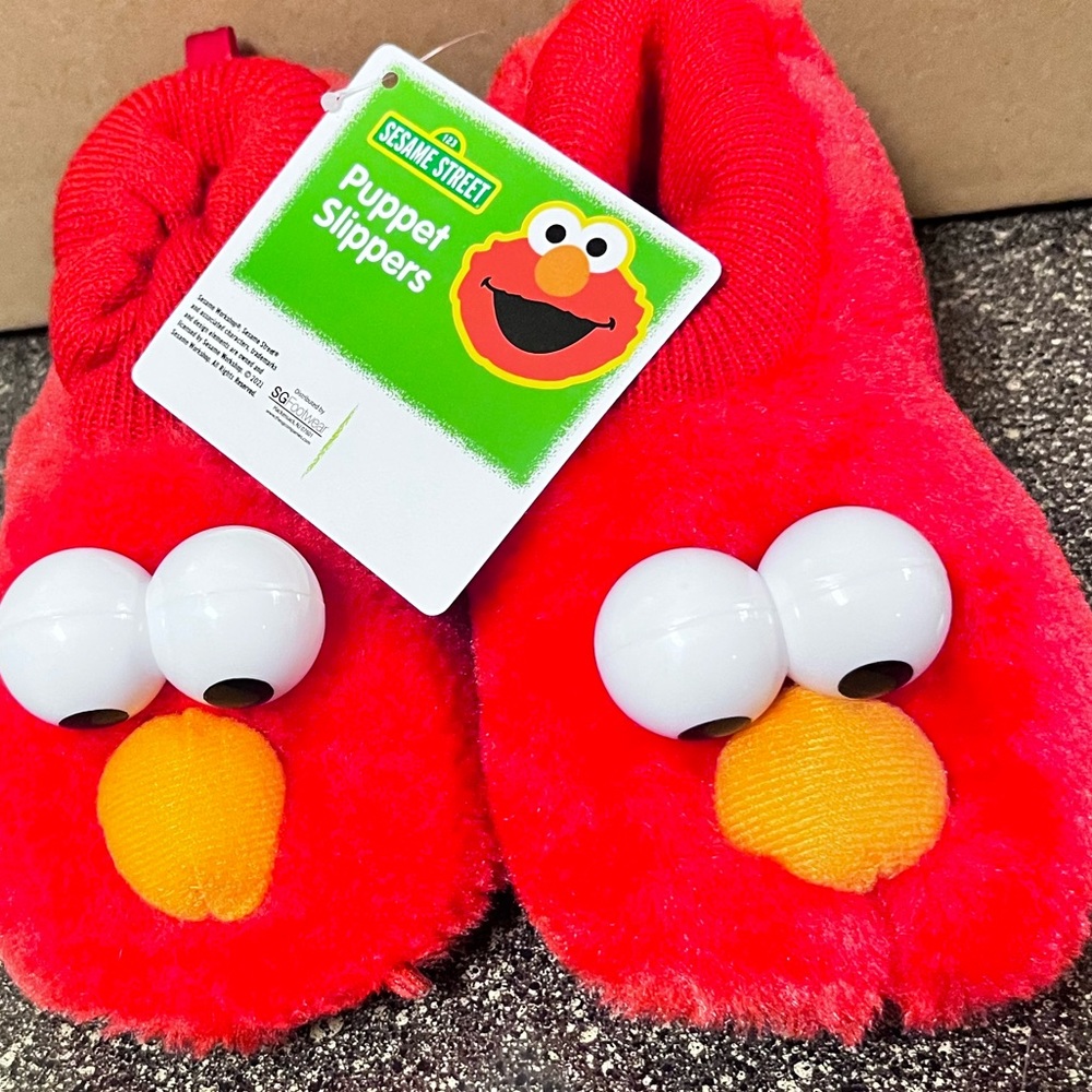 Sesame Street Elmo Puppet Slippers